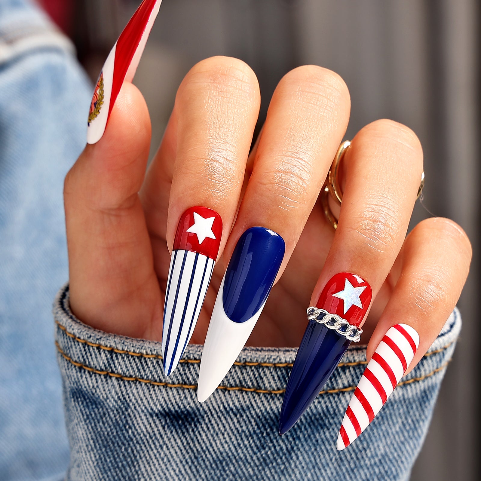 Braveheart Stiletto Long Press On Nails