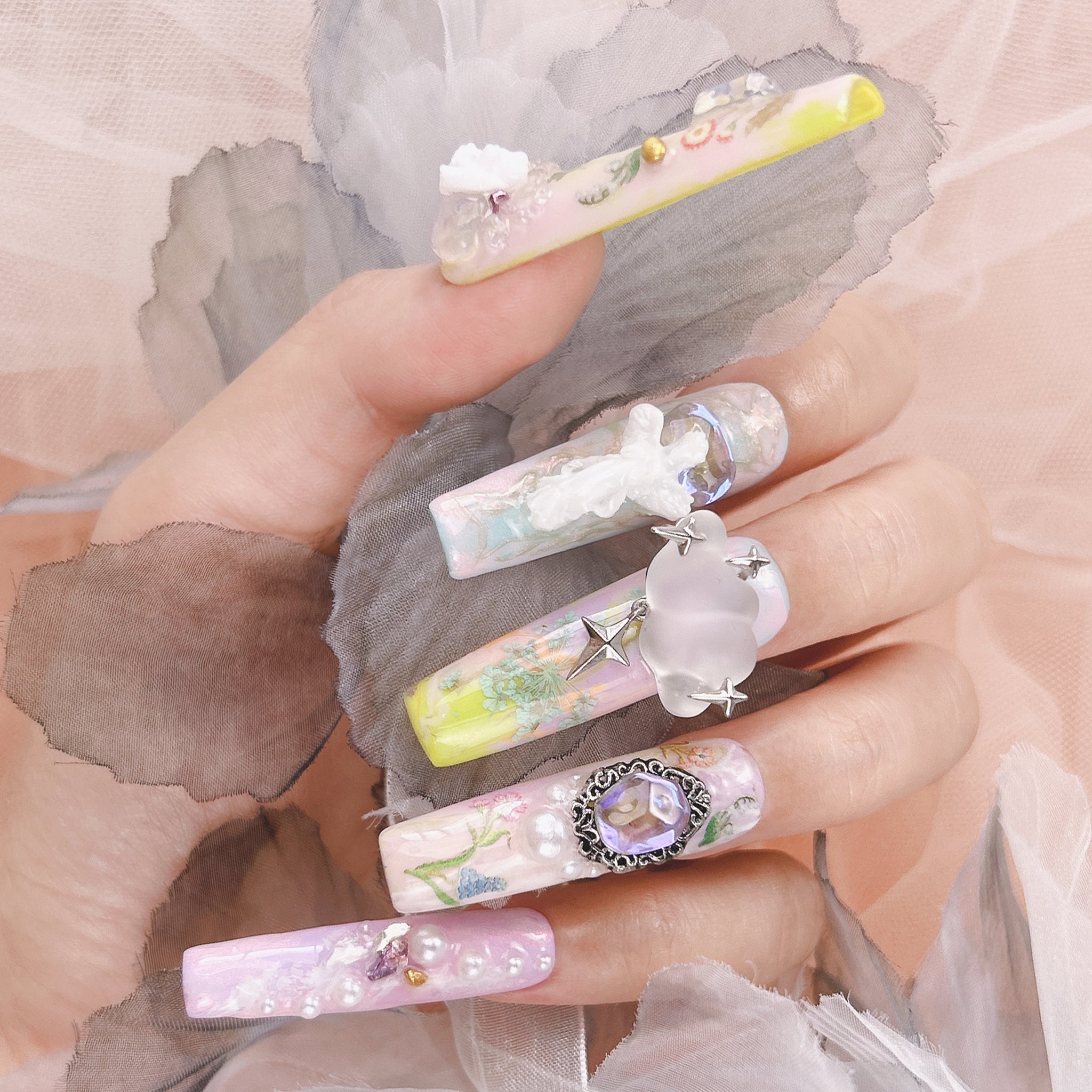 Spring Breeze Press On Nails | MelodySusie